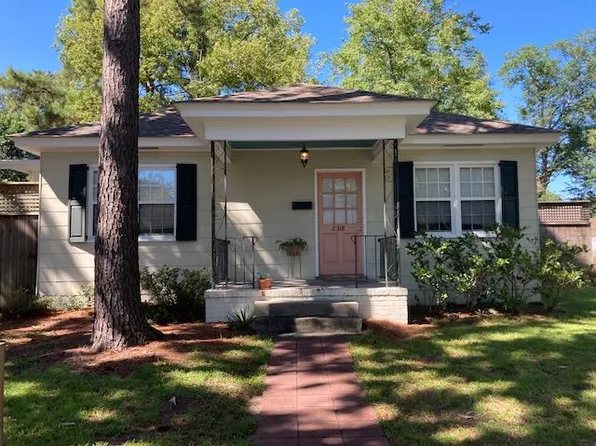 2318 E 40th St, Savannah, GA 31404