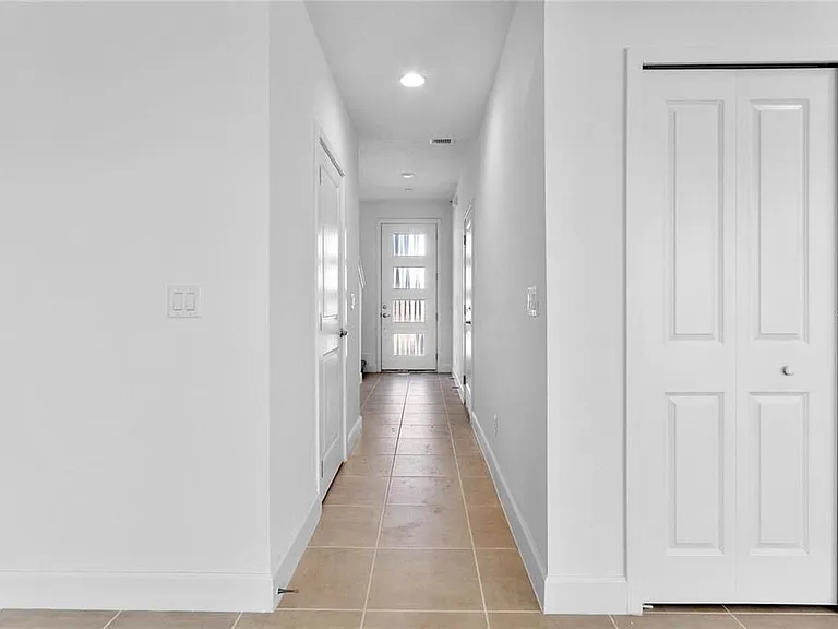 1345 Captiva Cv — Photo 7