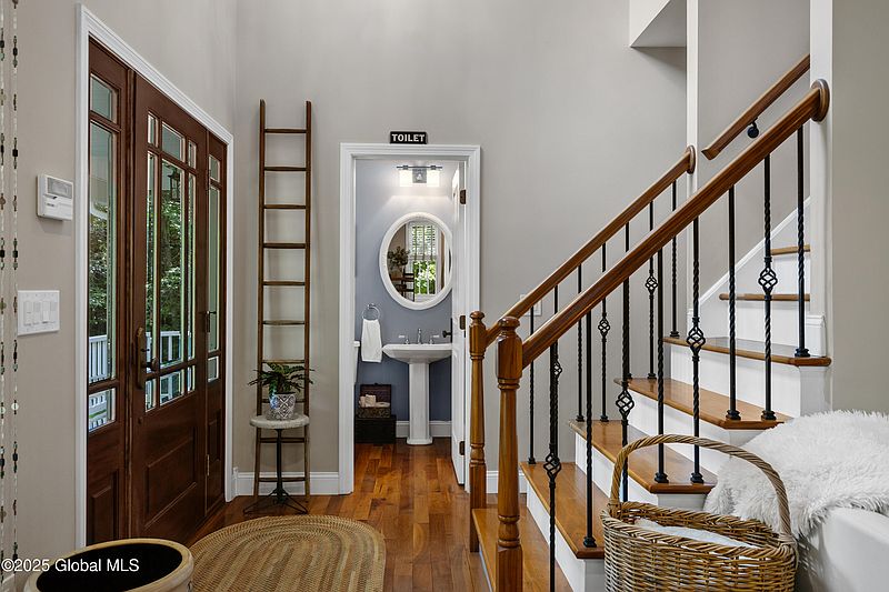 2nd image of 5 Sanders Road