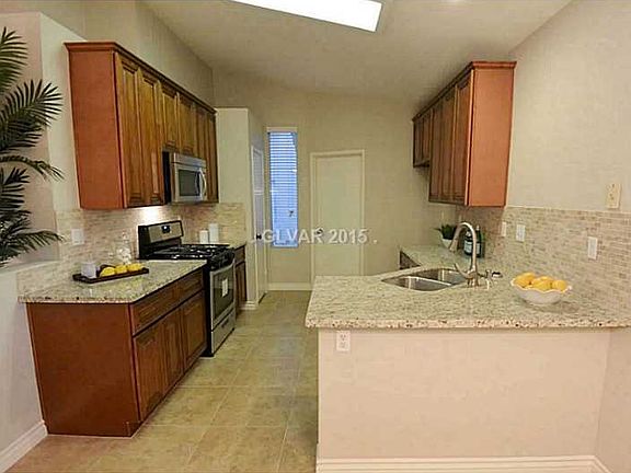 3rd image of 5336 Sangara Dr
