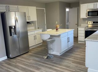 7451 Old River Dr, Blacklick, OH 43004