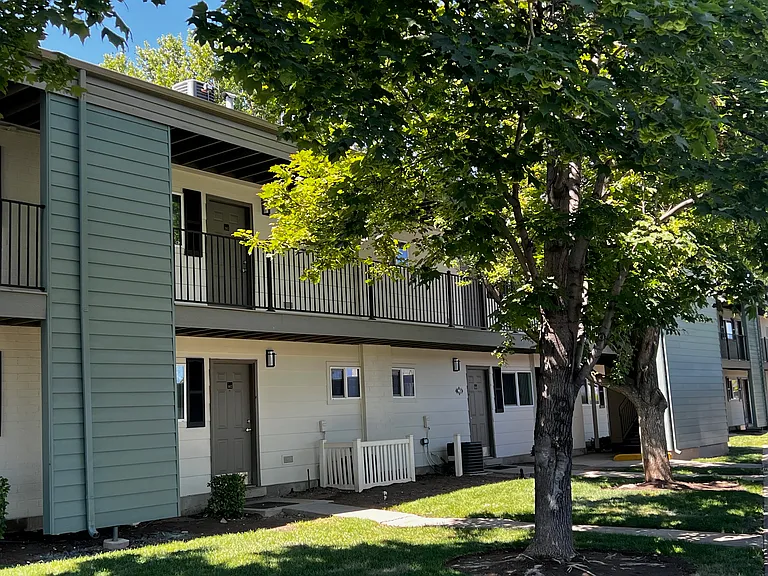 Aspenwood Apartments — Photo 7