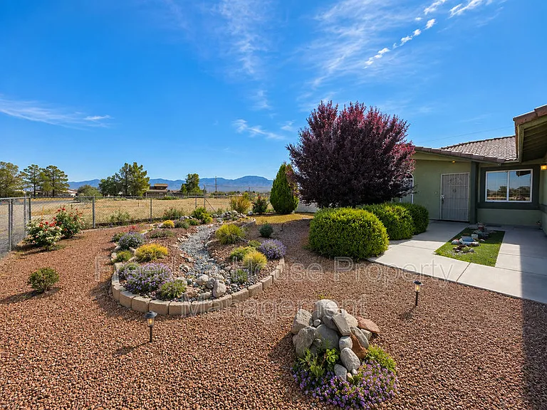 3066 Mount Charleston Dr — Photo 5