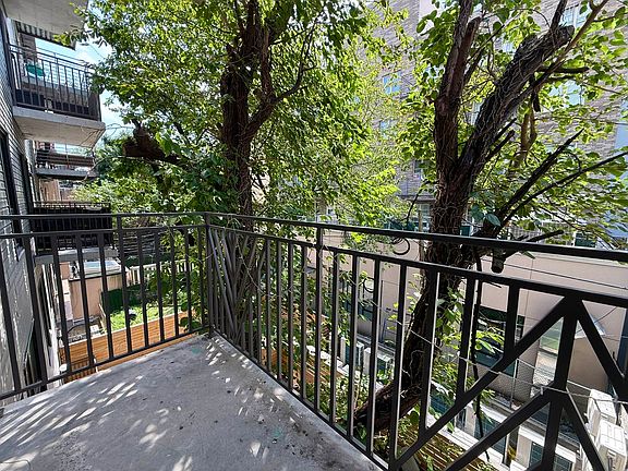 5th image of 952 Bedford Ave #3A