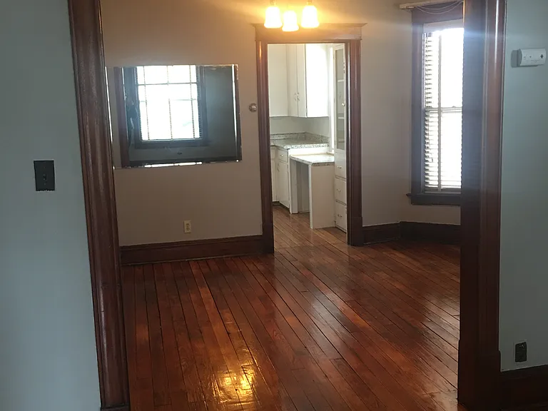 2516 Wirt St — Photo 19