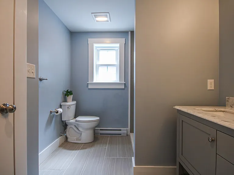 137 York St — Photo 37