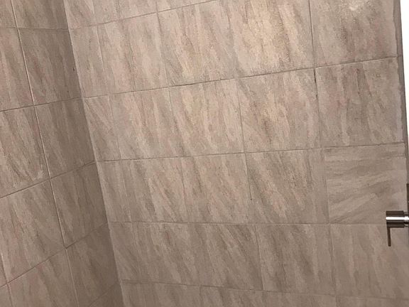 4th image of 916 Armstrong Ave APT 3