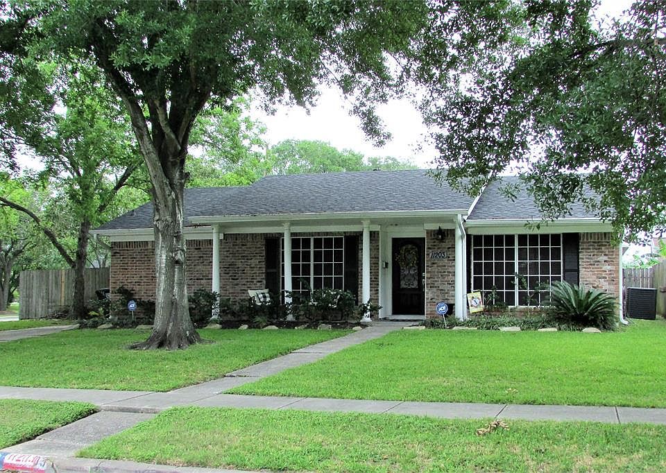 1st image of 11203 Sageheather Dr