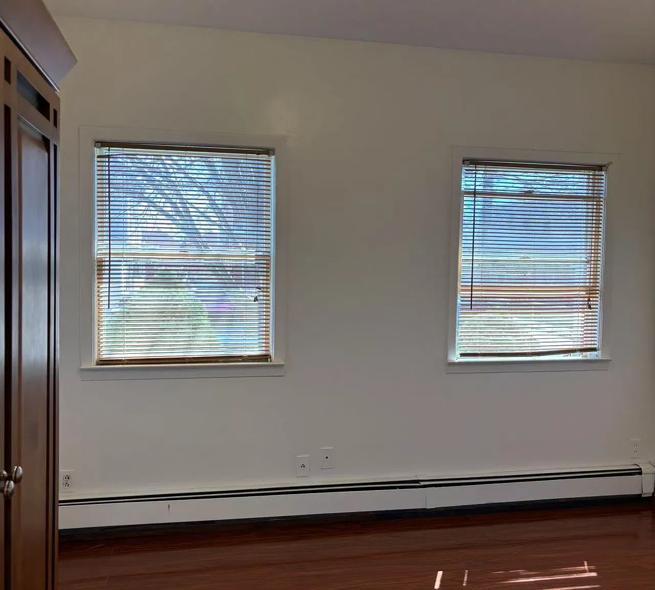 3 bed, 1000 sqft, $2,800 — Photo 1