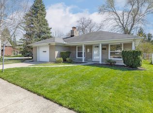 16656 Park Ln, Fraser, MI 48026