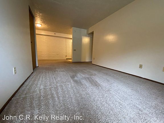 2nd image of 100 Hunter Garden Ct #103