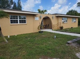 304 Ortiz Blvd #4, North Pt, FL 34287