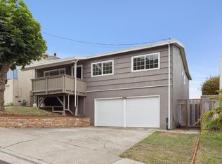 812 Burns Ct, Pacifica, CA 94044