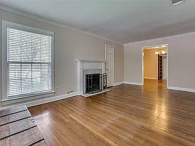 5 bed, 2069 sqft, $7,000 — Photo 4
