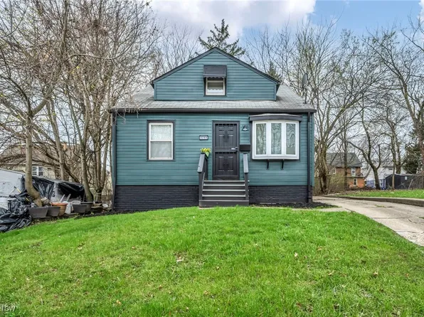 4294 E 137th St, Cleveland, OH 44105