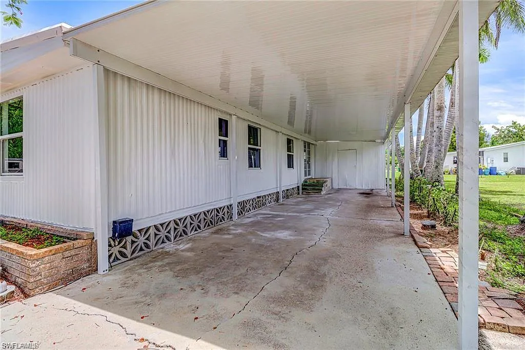 2 bed, 1.0 bath, 840 sqft, $1,500 — Photo 3