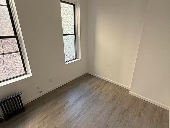 5th image of 27 Prince St APT 9