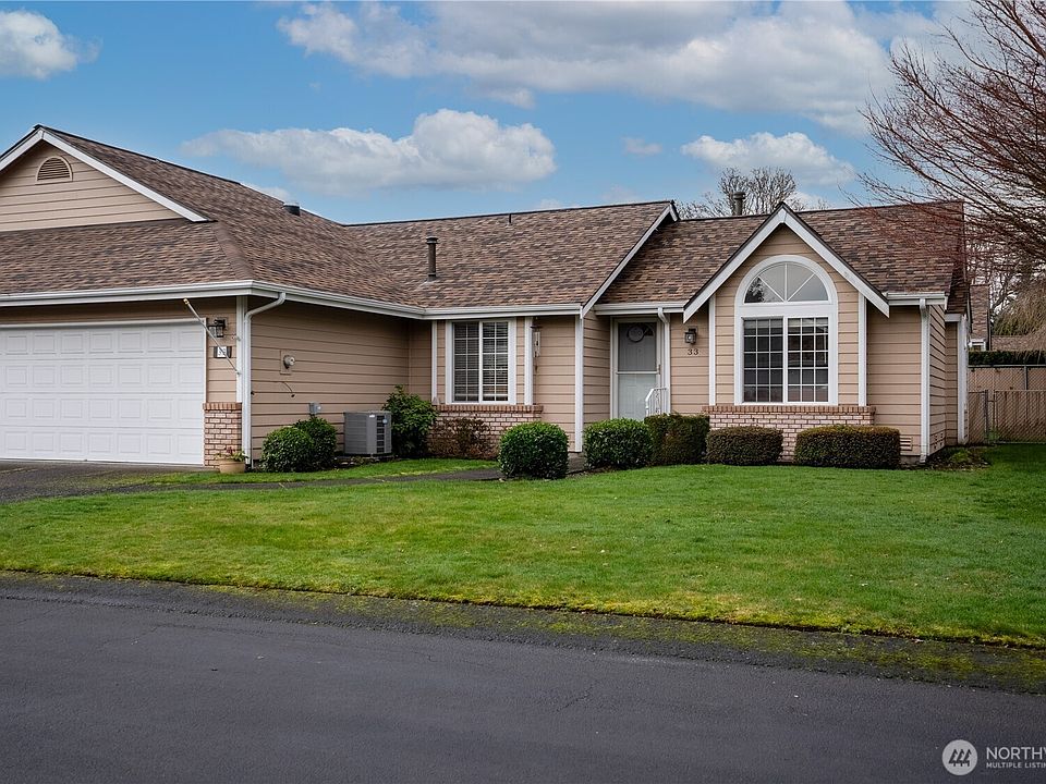 1st image of 33 Lakewood Oaks Drive SW