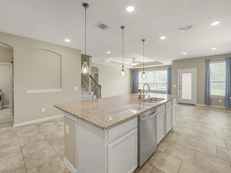 9651 Thimbleweed Dr — Photo 21