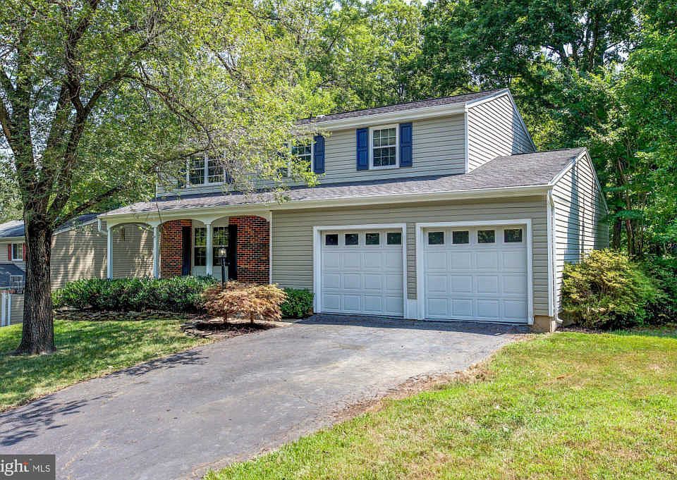 1st image of 16043 Macedonia Dr
