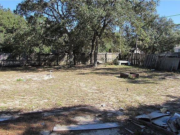5th image of 5586 W Meadow St
