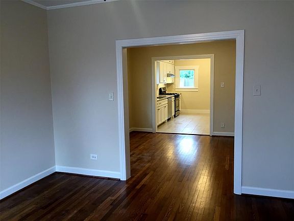 5th image of 317 1/2 W 26th St