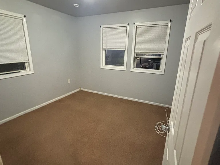 801 Glen Ter — Photo 19