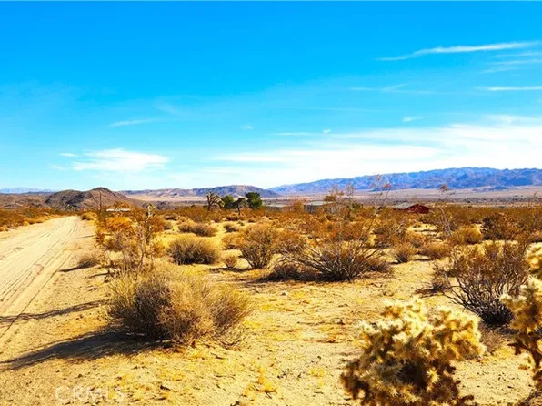 62259 Dixie Ln, Joshua Tree, CA 92252