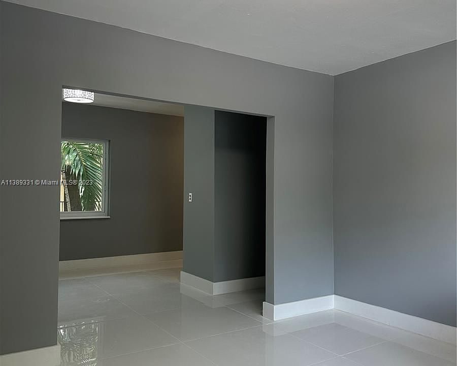 1st image of 300 Mendoza Ave APT 3