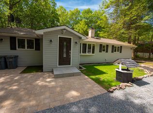 58 Hunter Ln, Albrightsville, PA 18210