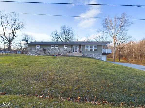 9025 N 700 W, Elwood, IN 46036