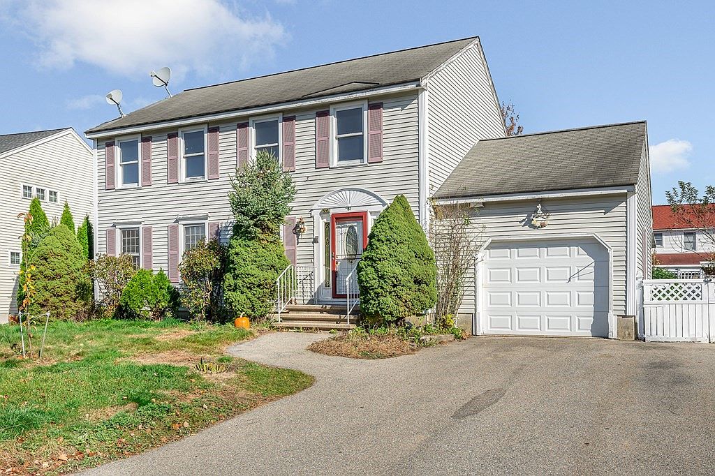 61 Wimbledon Xing, Dracut, MA 01826 MLS 73178902 Zillow