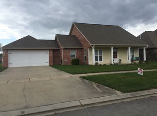 6621 Oaks Edge Dr, Zachary, LA 70791