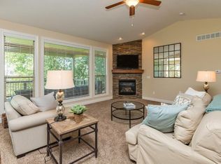 124 Balfour Dr, Norwalk, IA 50211