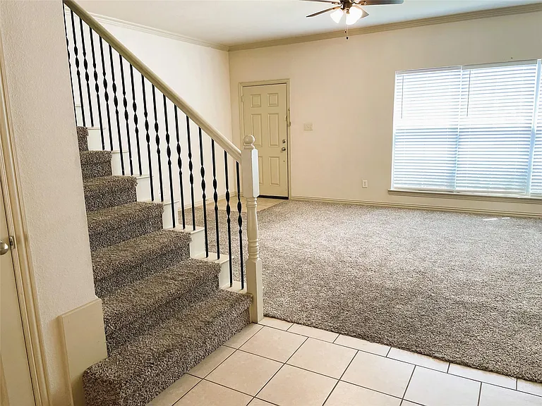 2320 Calendar Ct — Photo 11