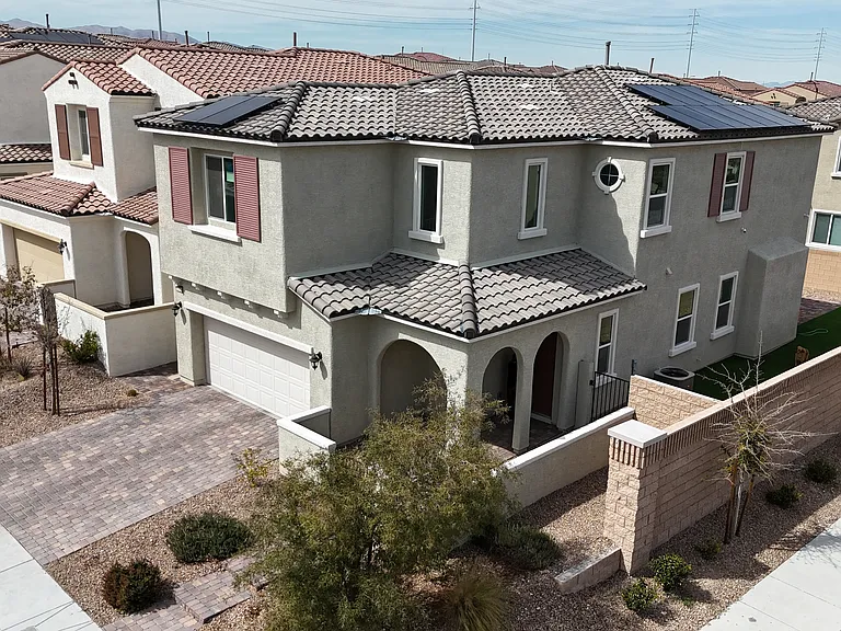10768 Crestview Pointe Ave — Photo 1