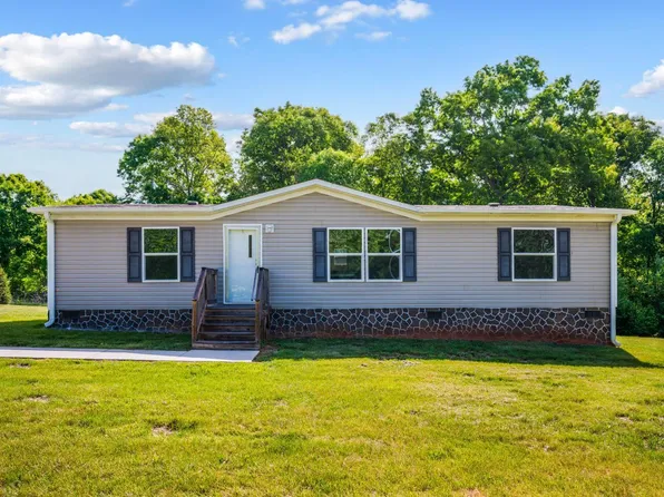 5046 Red House Rd, Appomattox, VA 24522