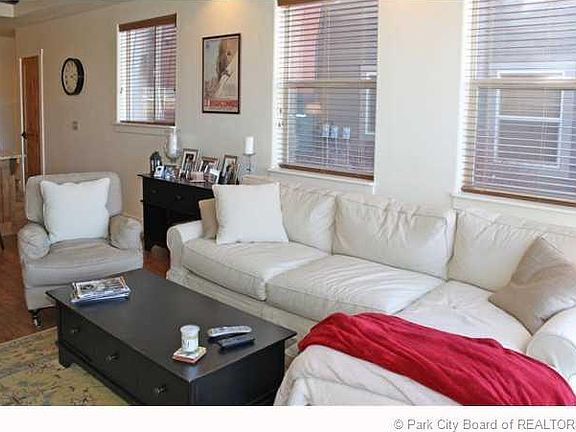 3rd image of 6130 N Park Ln S #41