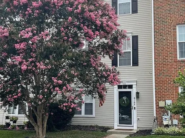 8164 Poinsett Ter, Pasadena, MD 21122