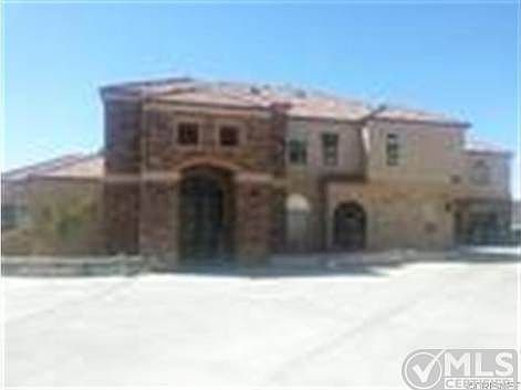 2nd image of 26799 Iron Canyon Rd