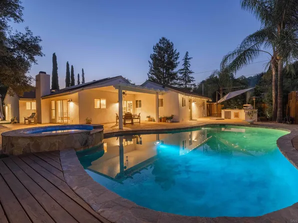 1454 Romance Rd, Escondido, CA 92029