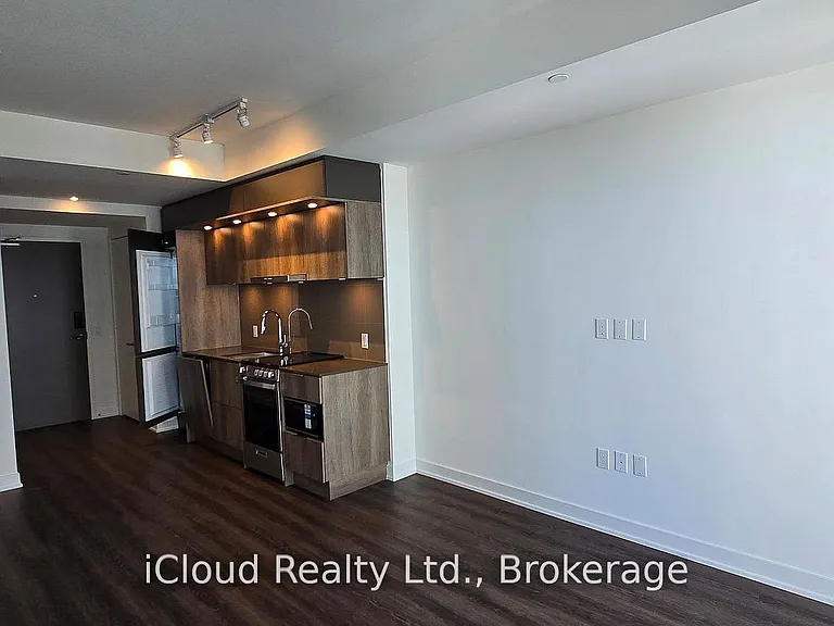 448 Burnhamthorpe Rd W #4006 — Photo 11