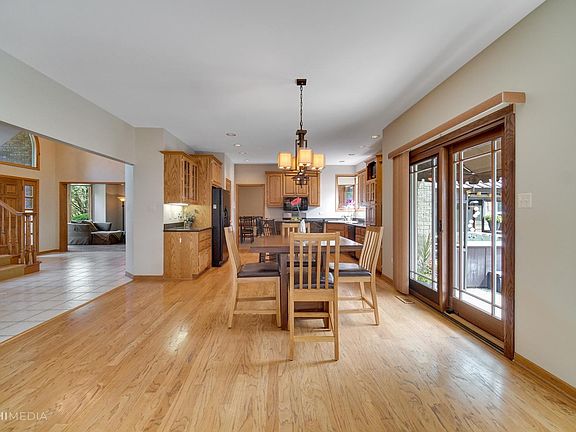 5th image of 10925 Lakeside Dr