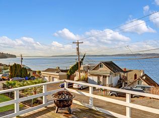 28432 Sound View Dr S, Seattle, WA 98198