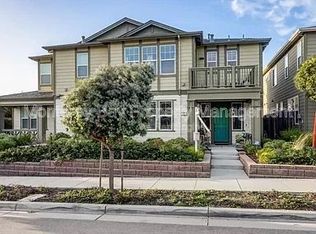 211 9th St, Marina, CA 93933