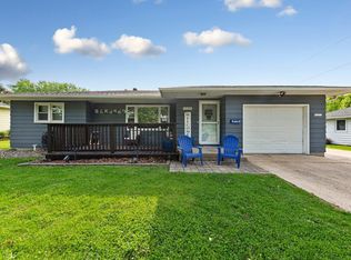 1220 Lincoln Ave, Owatonna, MN 55060
