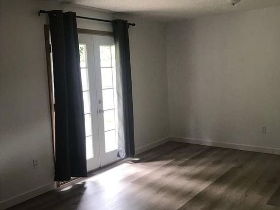 2nd image of 10804 157th Street Ct E #10919-2