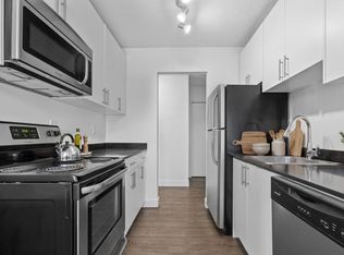 The Dorchester Apartments, North Vancouver, BC V7L 4L4