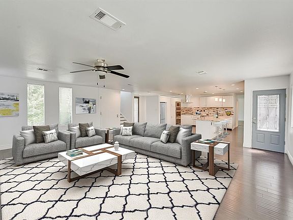3rd image of 6204 Tiffany Park Ct
