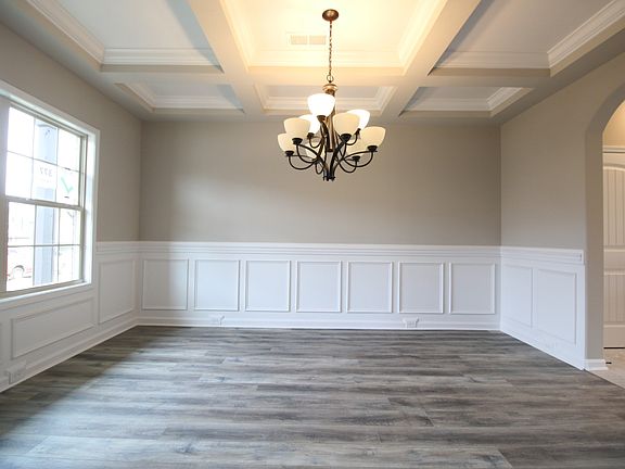 5th image of 377 Summerfield Lot 377